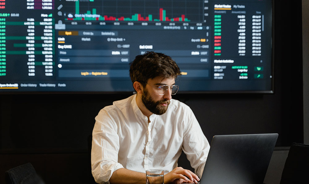 XM杠杆交易：如何利用它放大收益并管理风险？